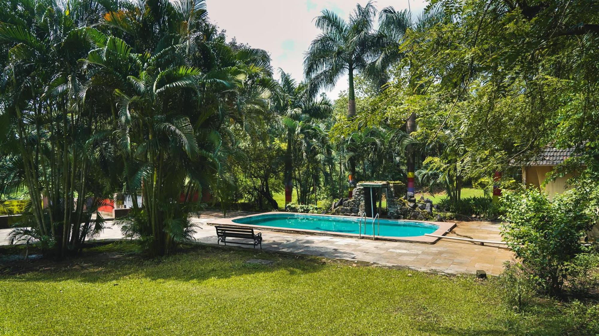 Whispering Peepul Resort 巴德拉普尔 外观 照片